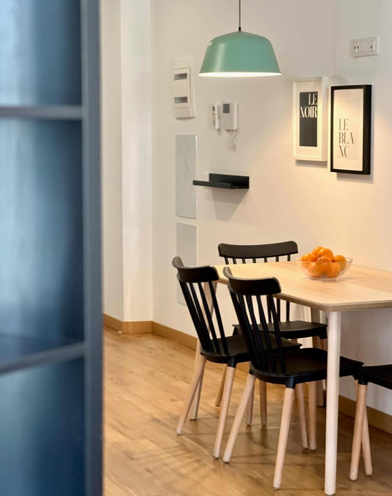 Apartamentos De Pradas فالنسيا المظهر الخارجي الصورة