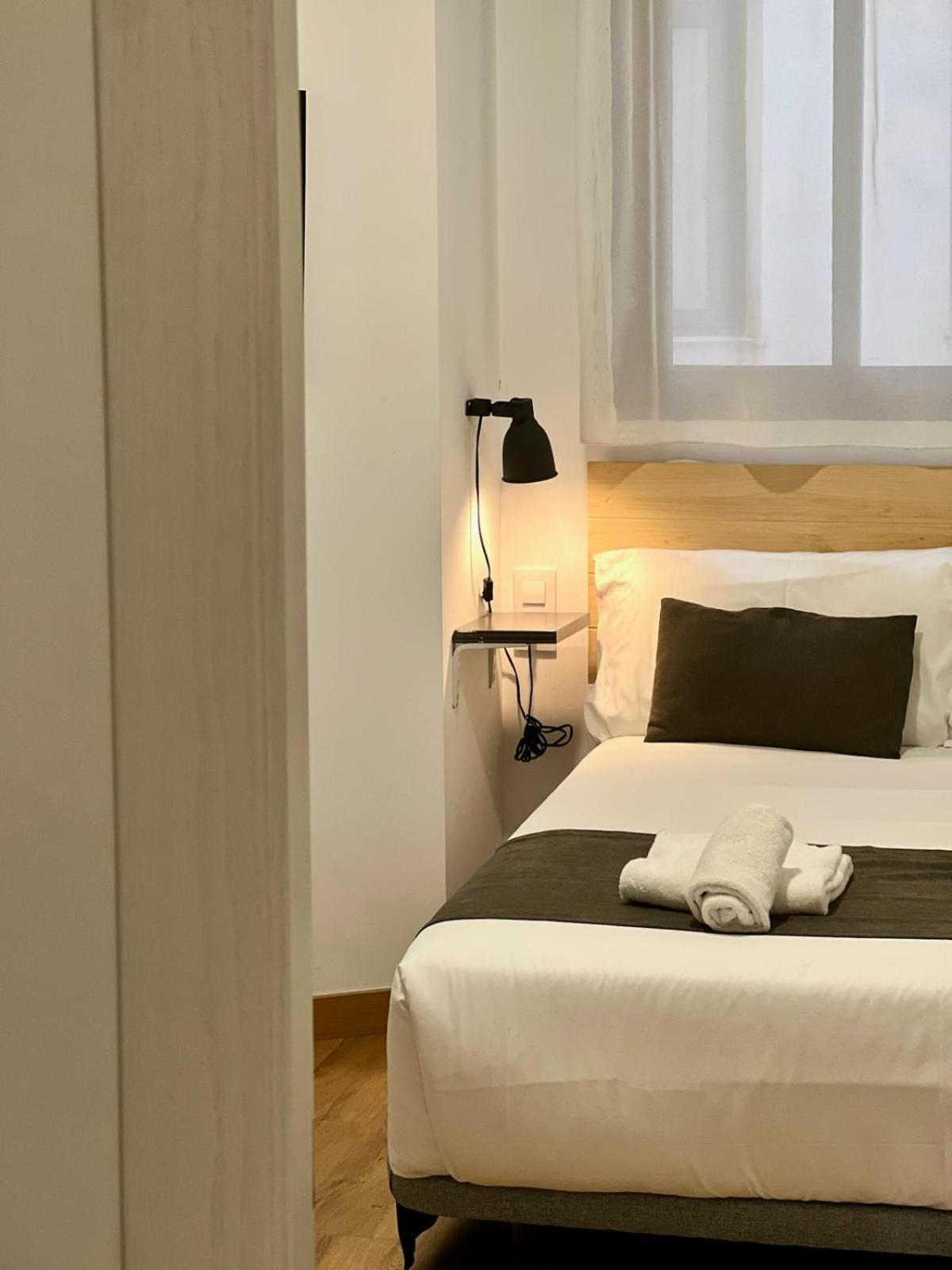 Apartamentos De Pradas فالنسيا المظهر الخارجي الصورة