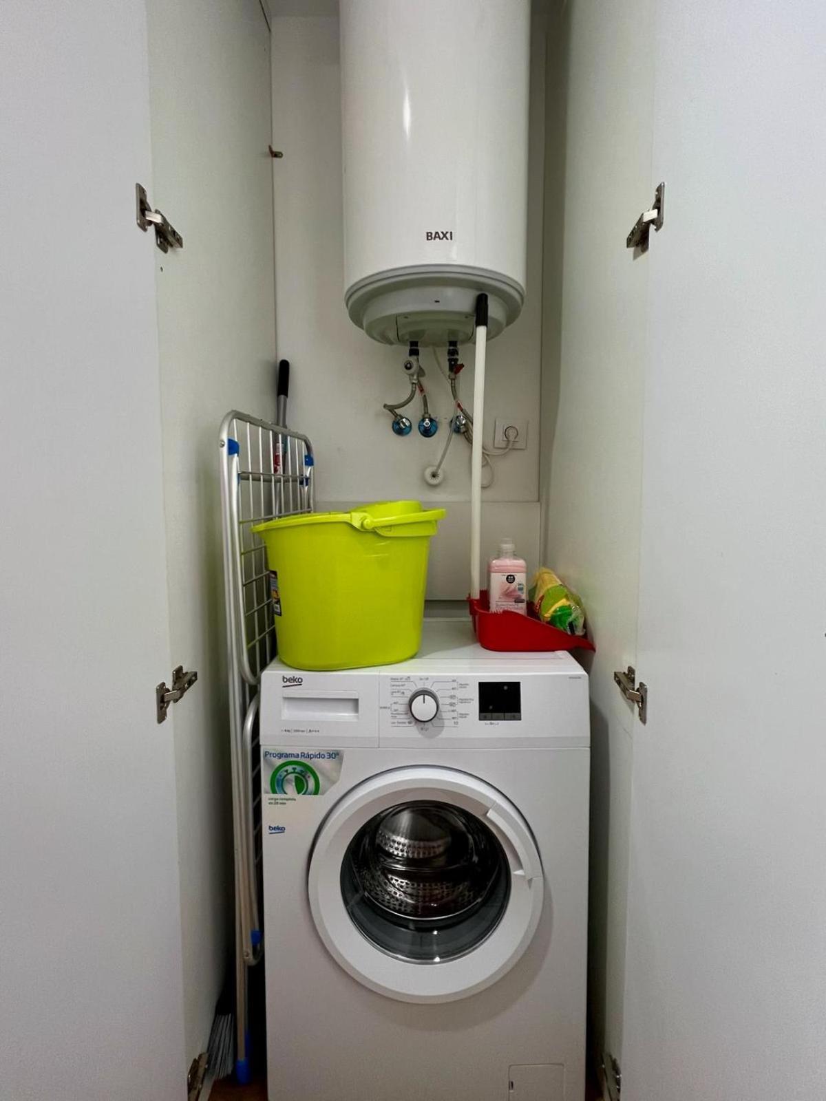 Apartamentos De Pradas فالنسيا المظهر الخارجي الصورة