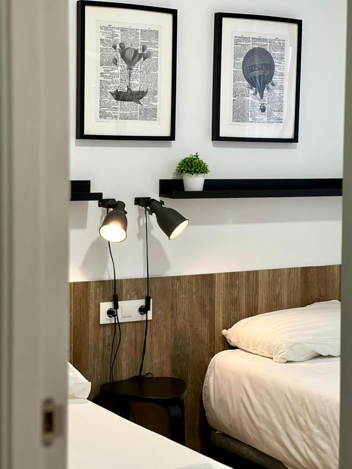 Apartamentos De Pradas فالنسيا المظهر الخارجي الصورة