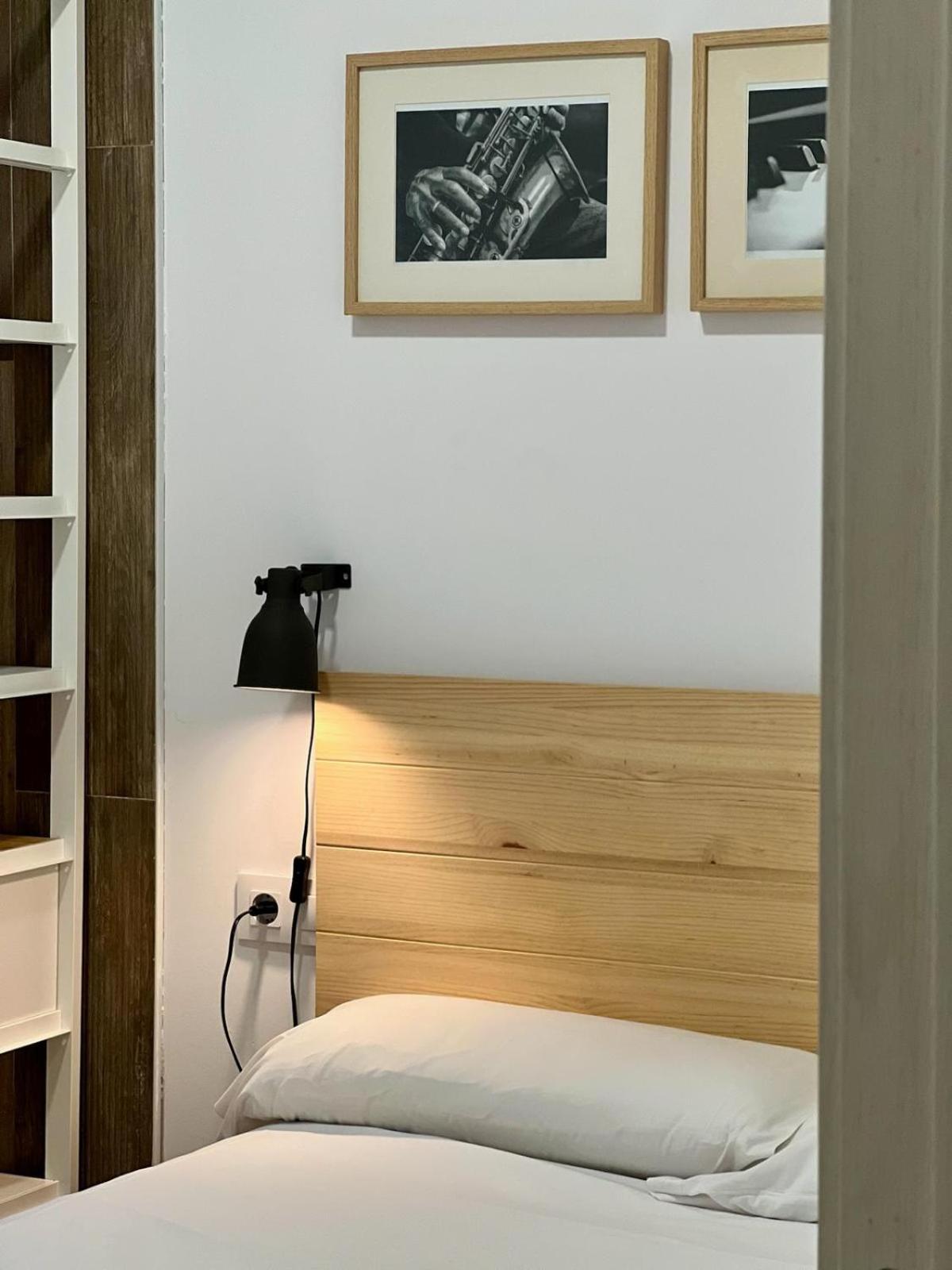 Apartamentos De Pradas فالنسيا المظهر الخارجي الصورة