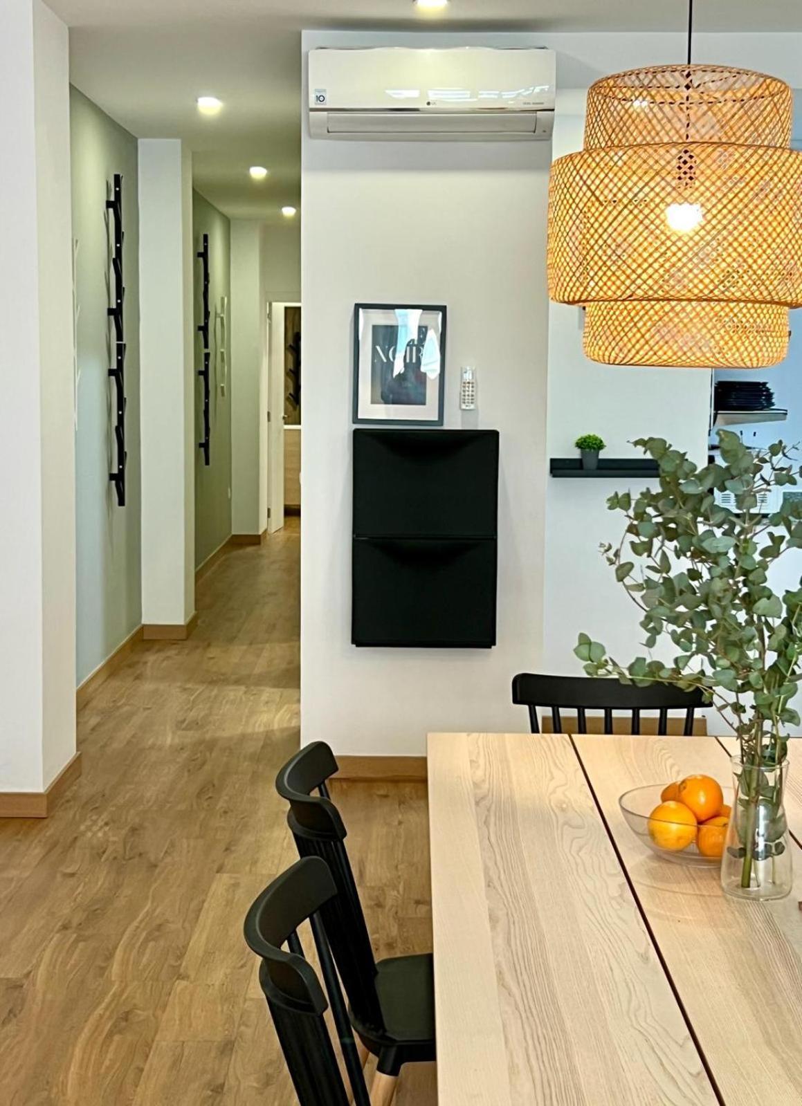 Apartamentos De Pradas فالنسيا المظهر الخارجي الصورة
