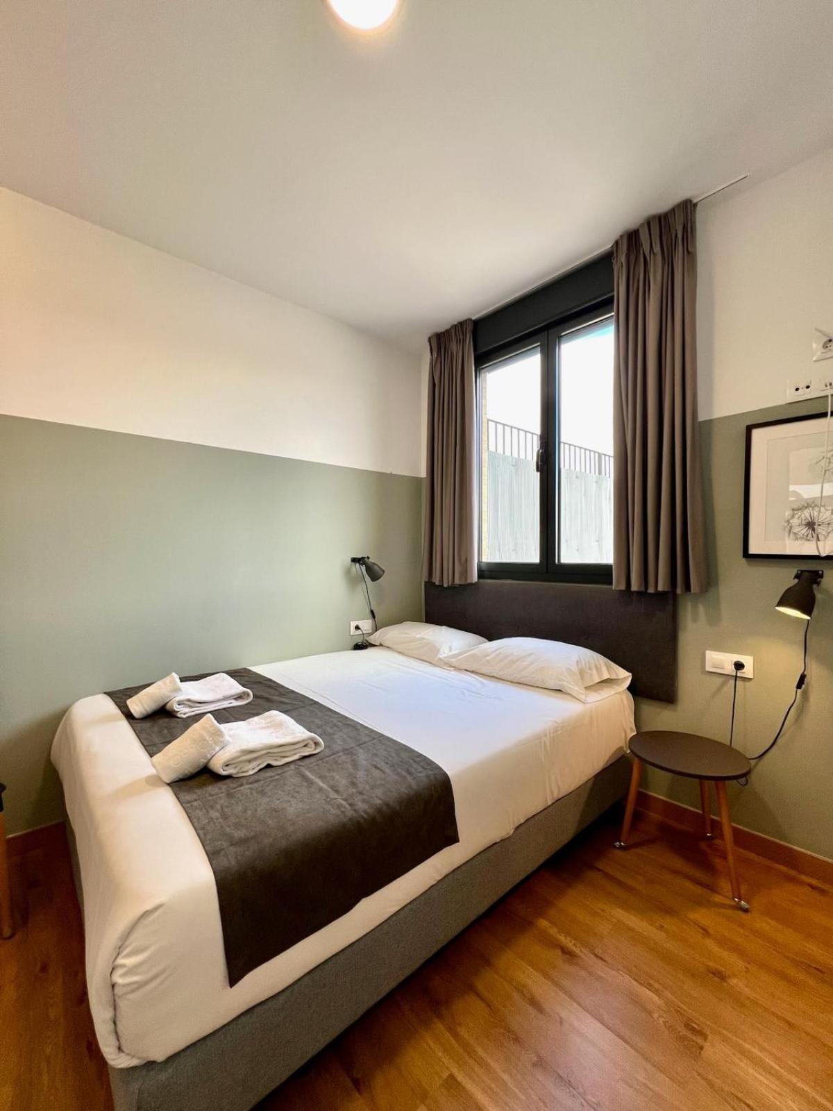 Apartamentos De Pradas فالنسيا المظهر الخارجي الصورة
