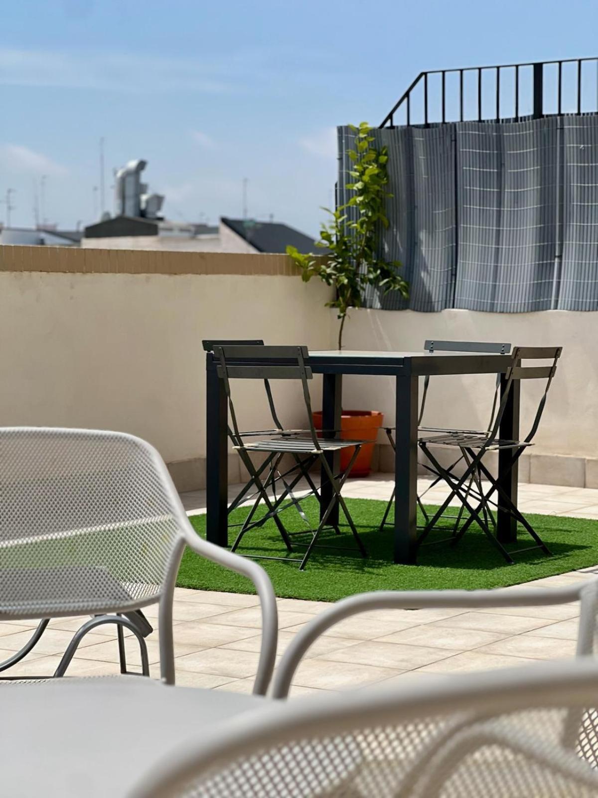 Apartamentos De Pradas فالنسيا المظهر الخارجي الصورة