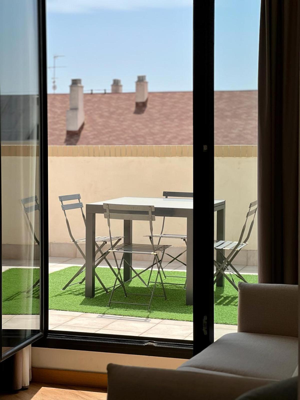 Apartamentos De Pradas فالنسيا المظهر الخارجي الصورة