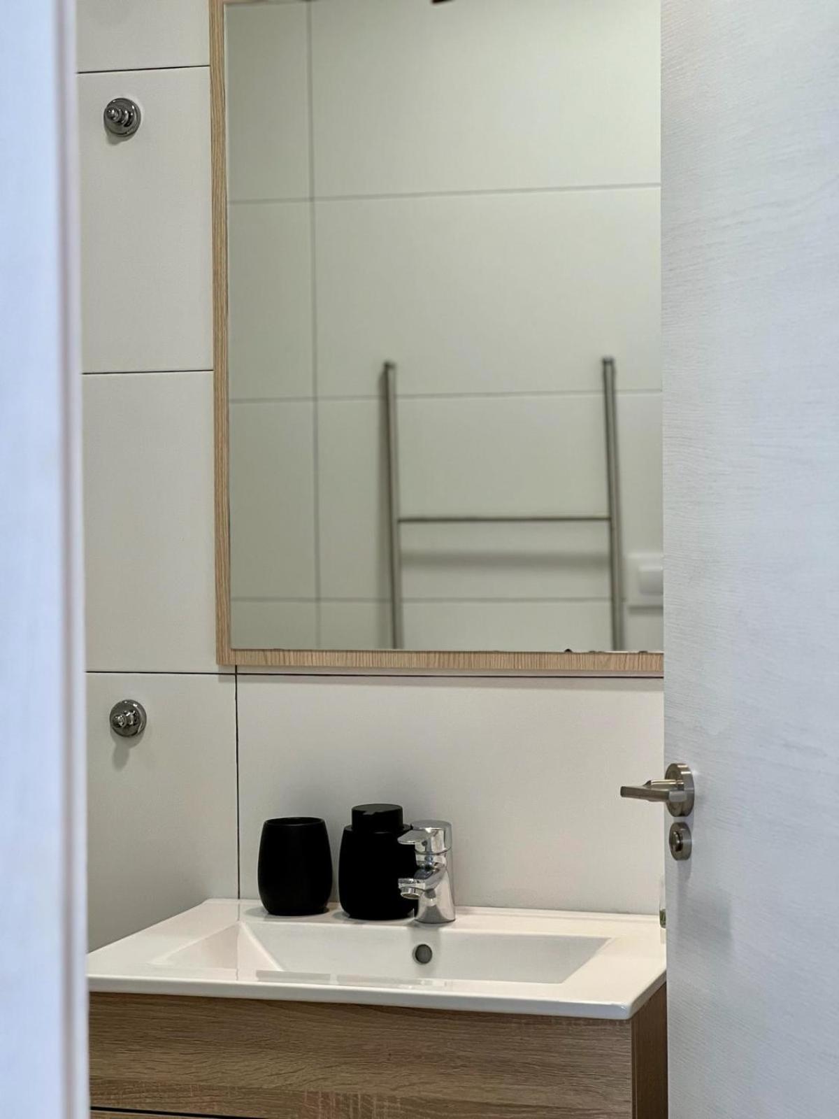 Apartamentos De Pradas فالنسيا المظهر الخارجي الصورة
