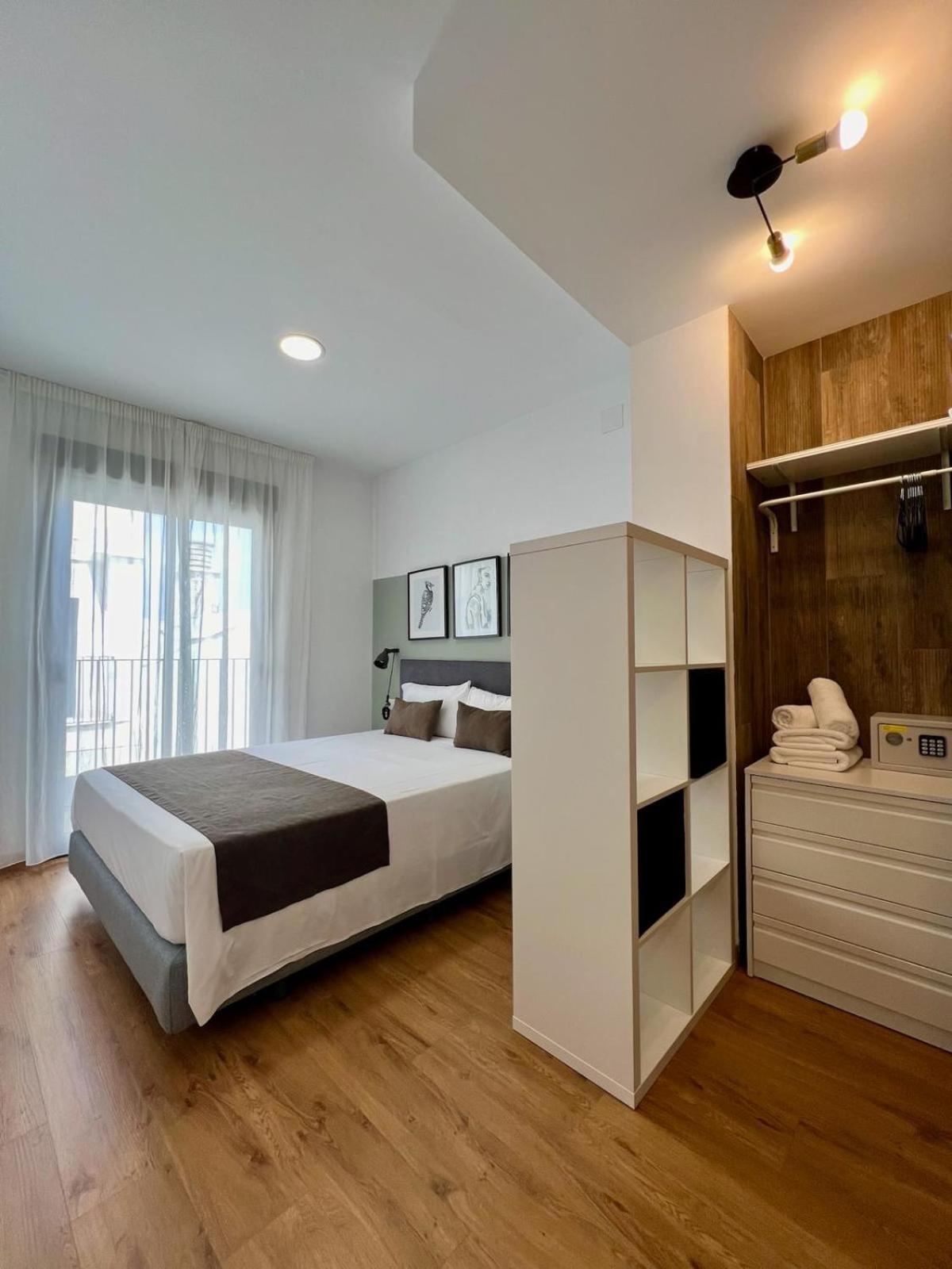 Apartamentos De Pradas فالنسيا المظهر الخارجي الصورة